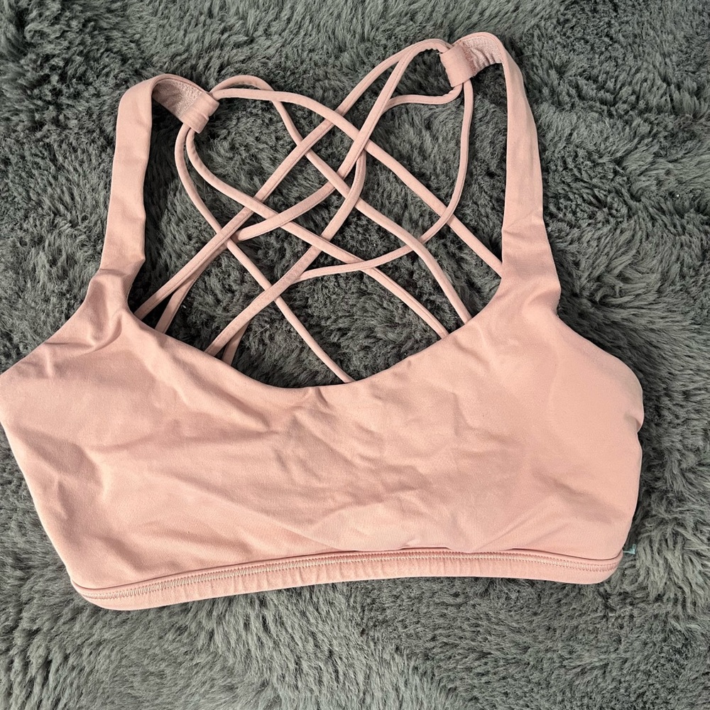 Lululemon sports bra